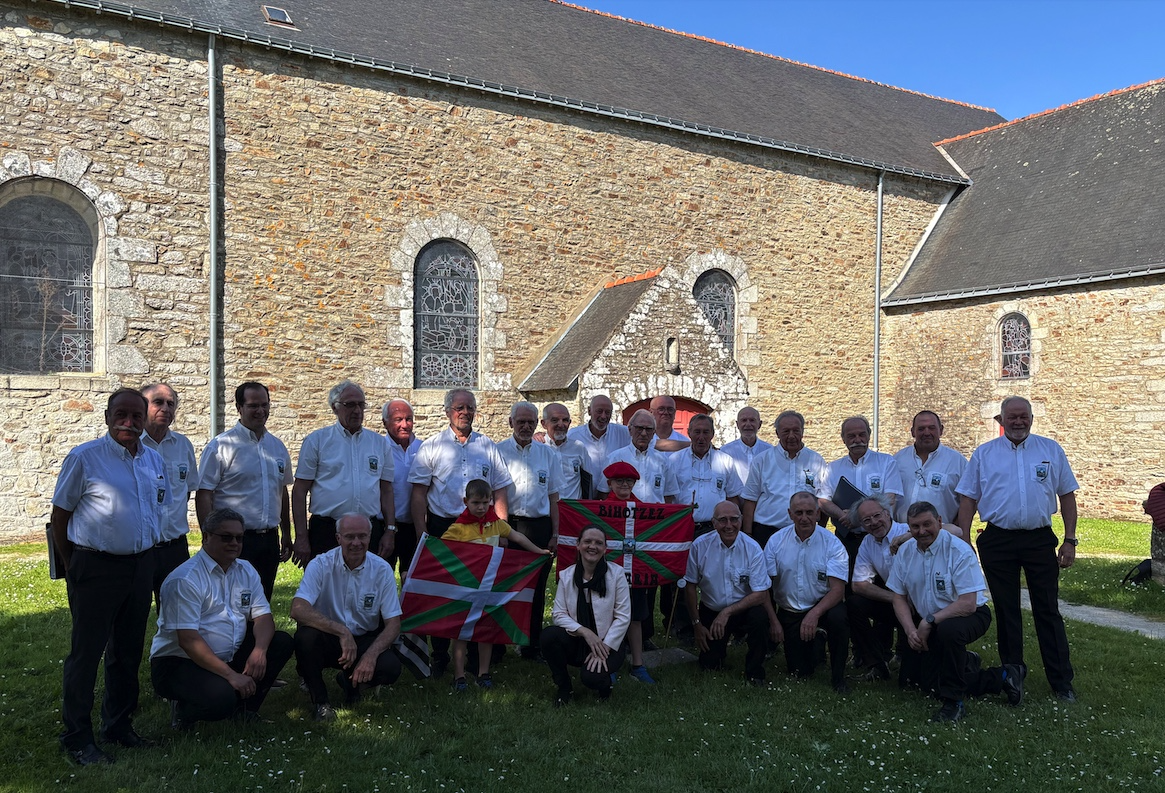 Photo BIHOTZEZ Saint Ave╠ü 2025
